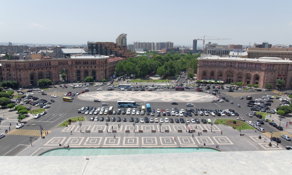 The Republic of Armenia: Independence and Nation Building